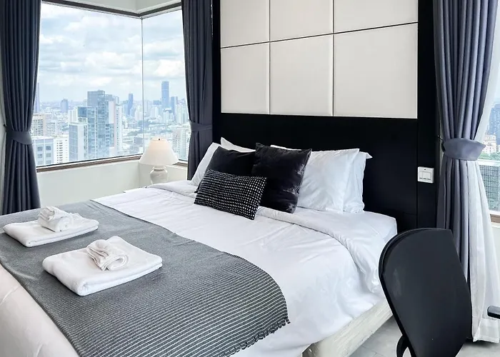 Casa de férias The Grand Penthouse 2br Ultra Fast Wifi Sukhumvit